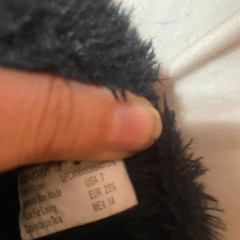 Cozy Black Fur-Lined‎ Kids Boots
